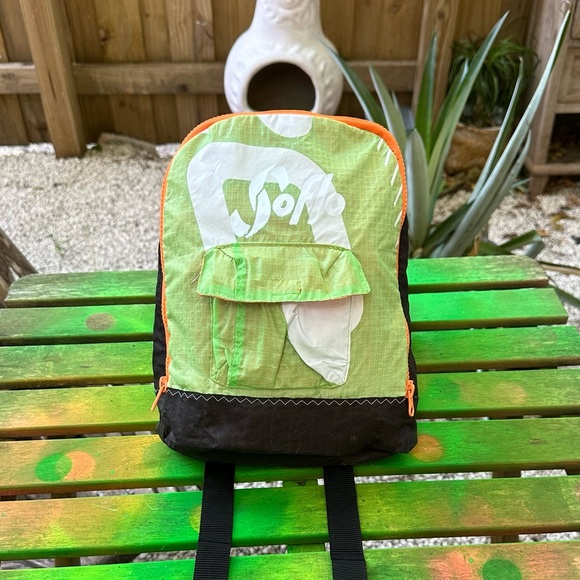Soflo Riders Backpack repurposed kite - Picture 4 of 4